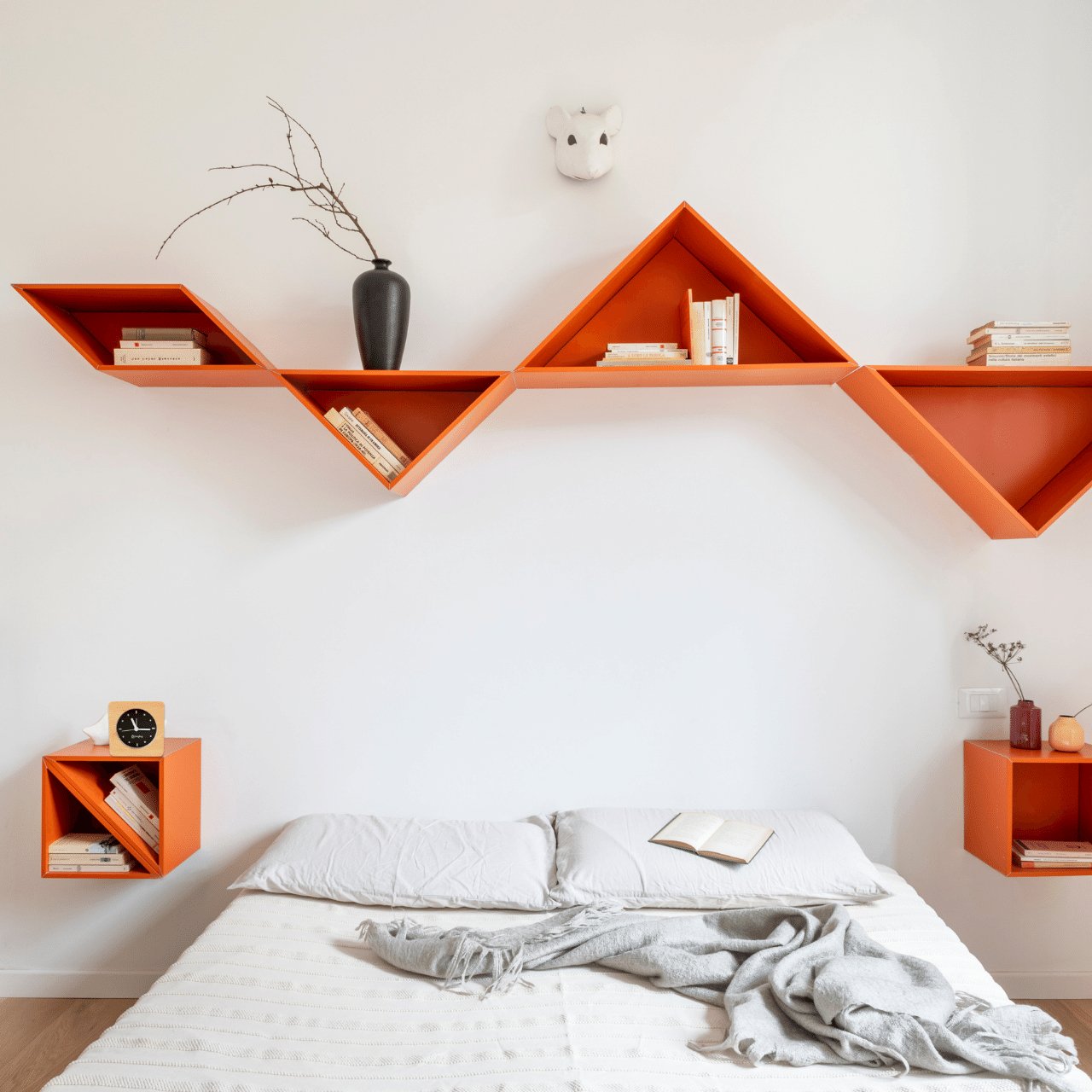 MINIMALIST Silent Alarm Clock