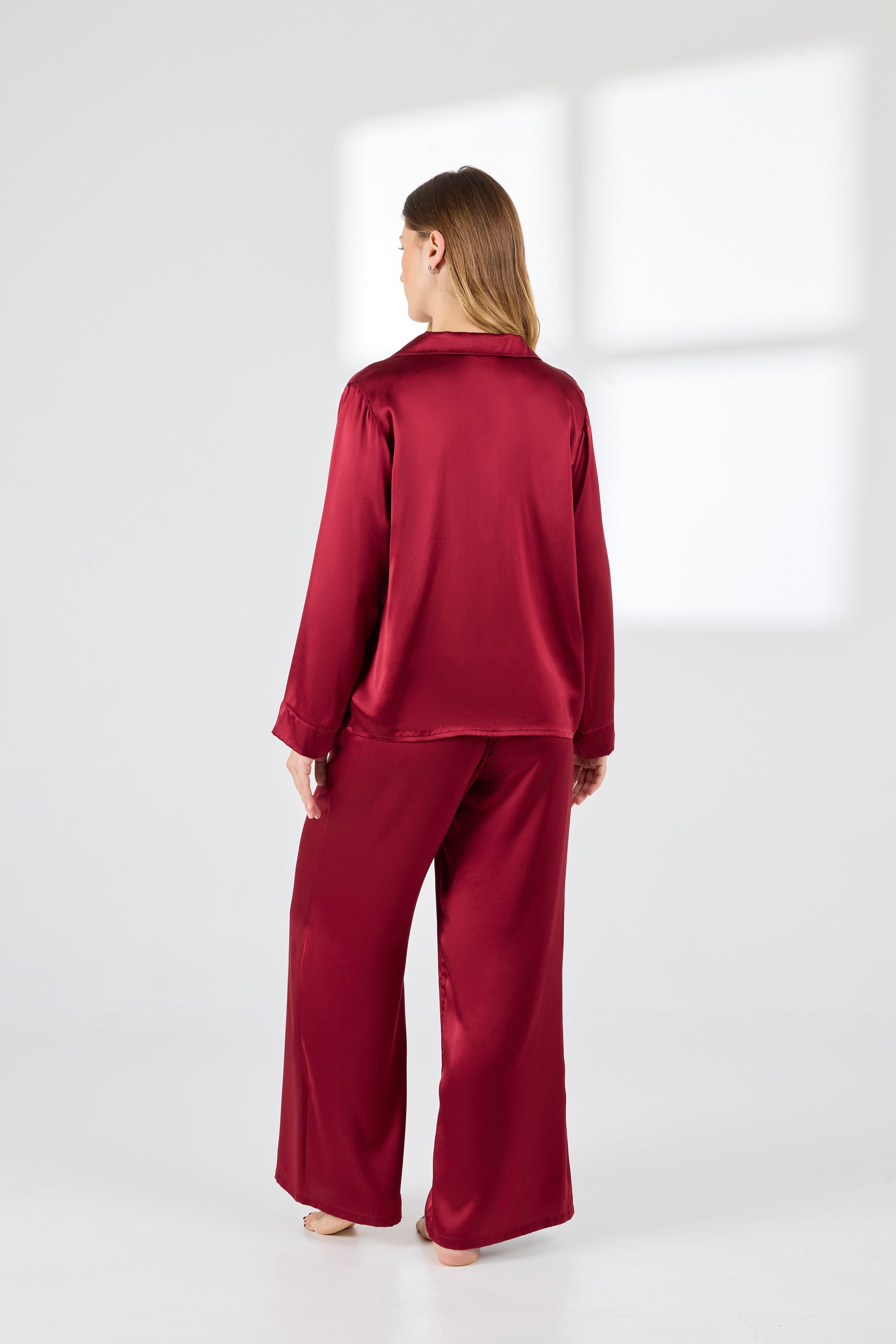 Victoria Set – Red
